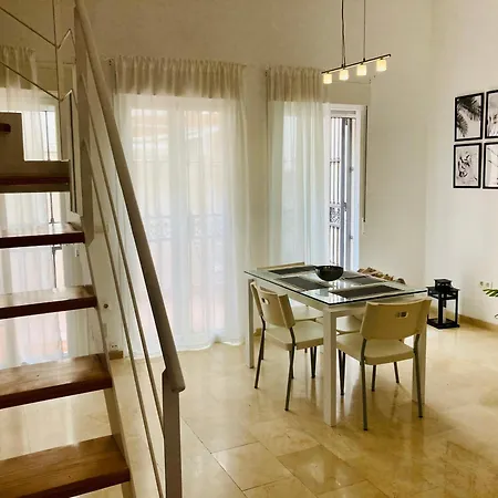 Appartement Refino 11 *
